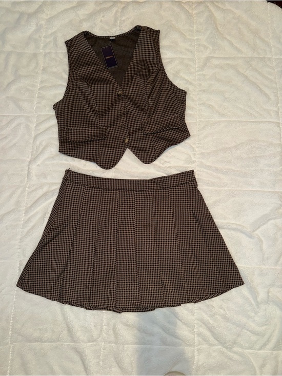 Milumia Dresses & Skirts - Houndstooth A-Line Skirt Set — Brown & Black
